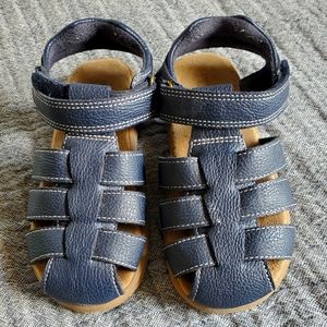 Childrens Place Boys Navy Fisherman Sandals